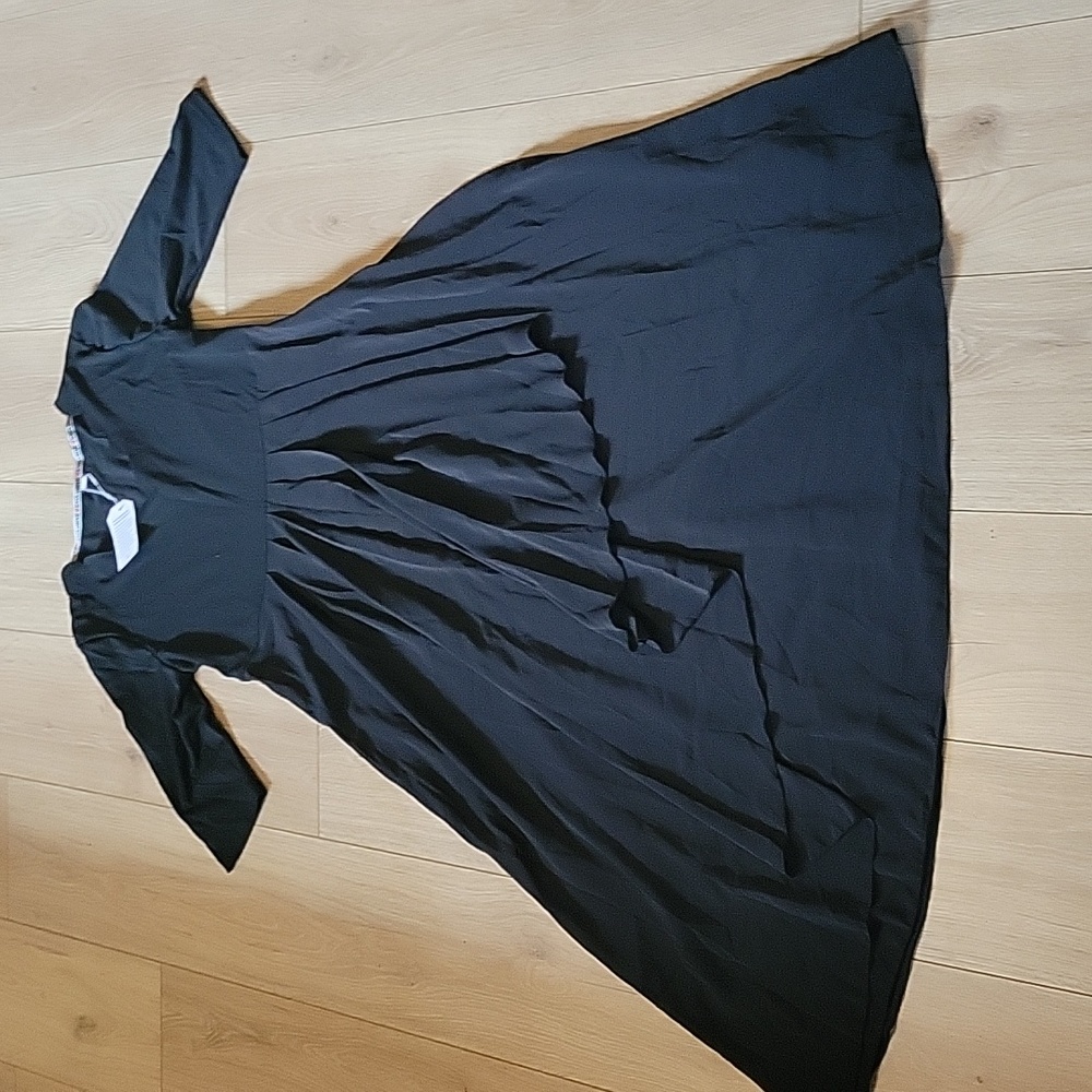 Large black dress